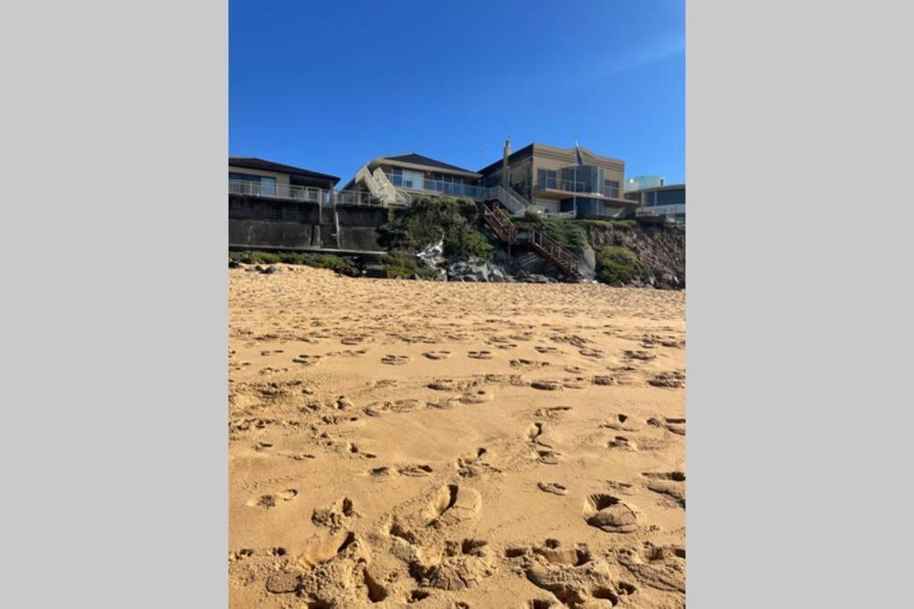 Absolute Beachfront Surf Unit In Terrigal/Wambi Apartment Wamberal Luaran gambar